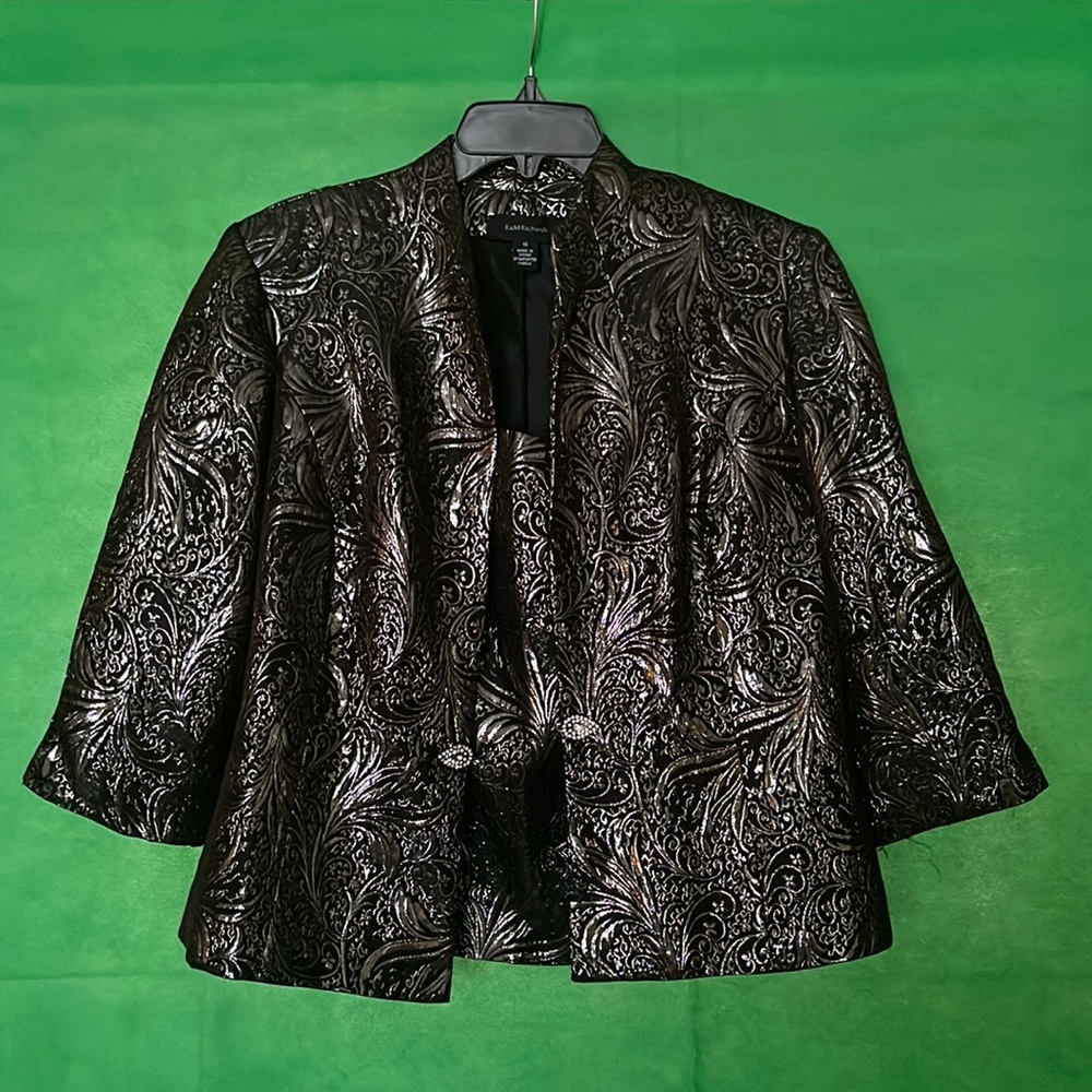 Beautiful two piece women’s blouse.